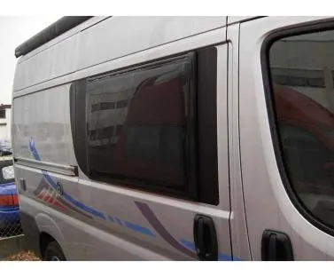 Ventana Lateral Ducato Polyplastic 1051 x 638 mm