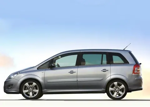 Aislantes Térmicos 10 CAPAS Opel Zafira B 2005-2011