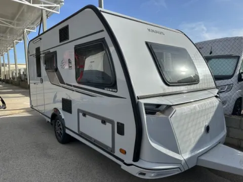 Caravana Knaus Südwind 420 QD Black Selection