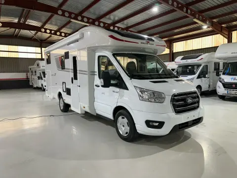 Autocaravana perfilada de ocasión Roller Team Kronos 284 TL