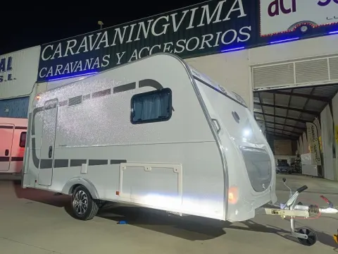 Caravana Across PREMIUM 396