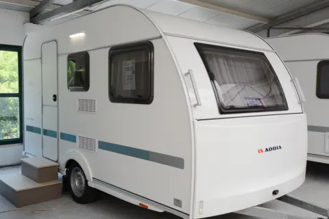 Caravana Adria Aviva 360 DK