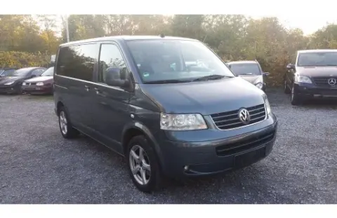 Furgoneta Multivan T5 Startline año 2008 131cv