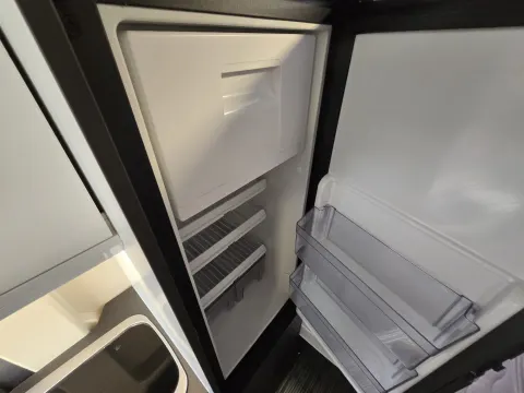 Autocaravana MCLOUIS MENFYS 3 S-LINE MAXI 140CV
