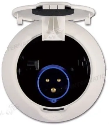 Toma exterior Cee 17 Orus