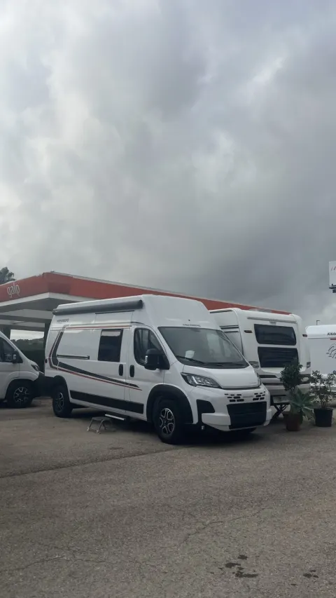 Alquiler Camper Weinsberg Carabus 600 DQ