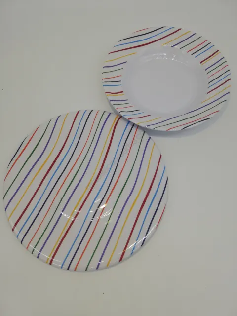 Vajilla STRIPES 8 piezas