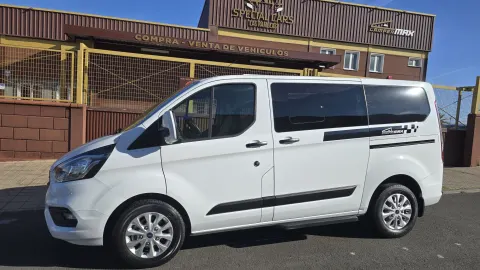 Autocaravana Ford Transit Custom MHEV 130CV · Híbrida camperizada