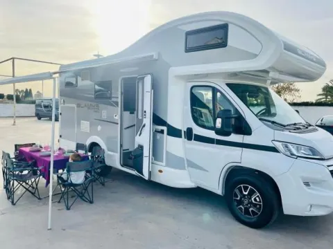 Autocaravana Capuchina Bawemo Burstner Elegance i 660 – Gama Premium