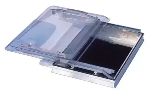 Claraboya 700×450 Hartal Multi corredera para autocaravana, caravana y camper.