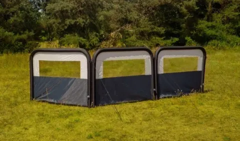 PARAVIENTOS HINCHABLE HELGOLAND 400 X 155 · Ref. 0227280