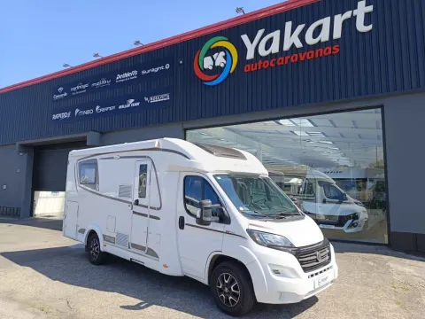 Autocaravana Perfilada ETRUSCO T 6900 QB de Ocasión