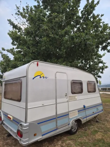 Caravana Adria Ace Camel 470