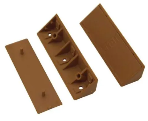 Conector de esquina universal con límites de cubierta