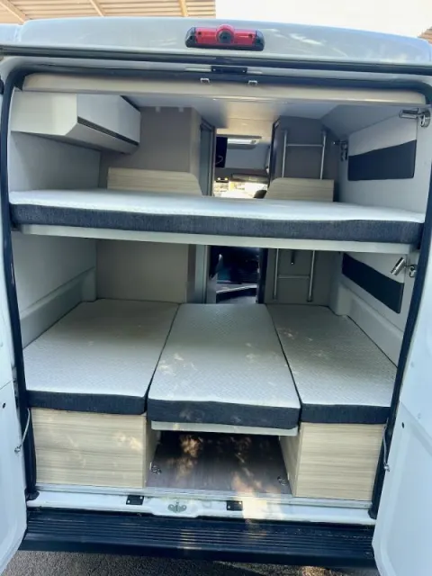 Autocaravana Adria Twin Plus 600 SPB Family