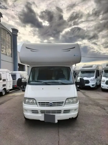 Autocaravana Capuchina Fiat Ducato