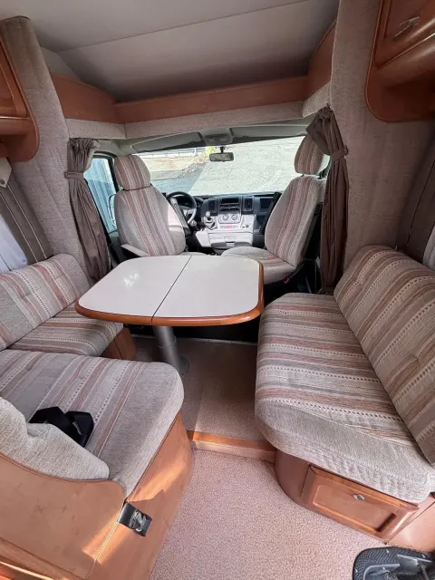 Autocaravana perfilada de ocasión Rapido 7099 C