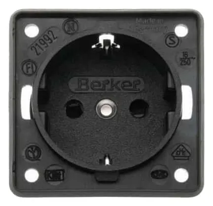 Enchufe de corriente 220v BERKER