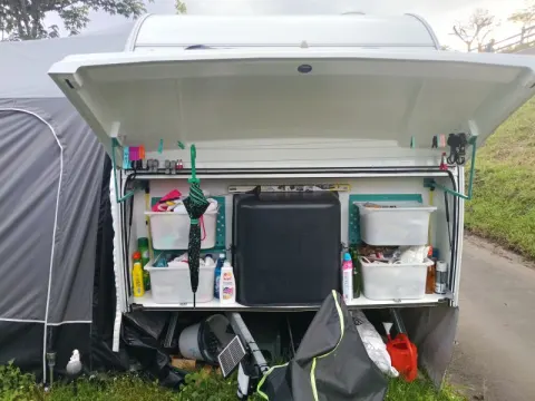 Caravana Adria 360dk