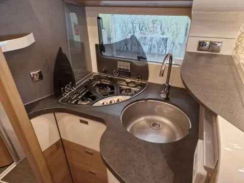 Autocaravana Carthago C-Tourer T145 RB LE