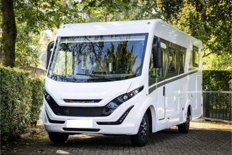 Autocaravana Integral McLouis KARAT 873 2.2 HDI 165 PK Dakairco