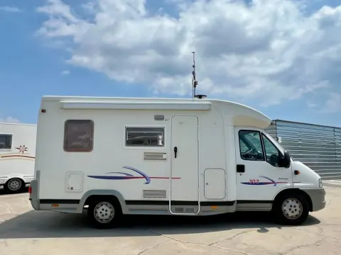 Autocaravana Integral Challenger Autocaravana Challenger 302