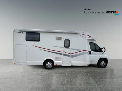 Autocaravana RIMOR SEAL 5 SEAL 66 PLUS Ocasión