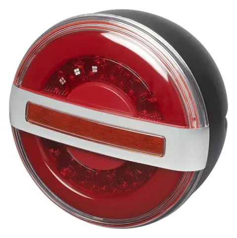 Luz trasera de 3 funciones 140mm LED con luz indicadora dinámica.