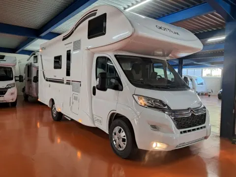 Autocaravana Capuchina Giotti LineGlobecar GIOTTILINE CITROËN JUMPER SIENA 440 PSA PLUS 140 PRIVILEGE