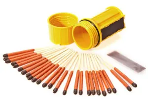 Uco Stormproof Match Kit