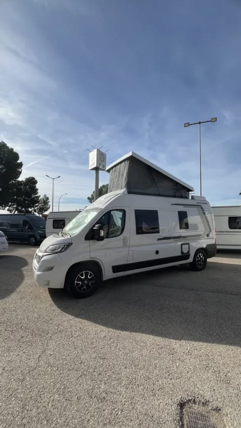 Camper de Ocasión Weinsberg Caratour 600 MQ
