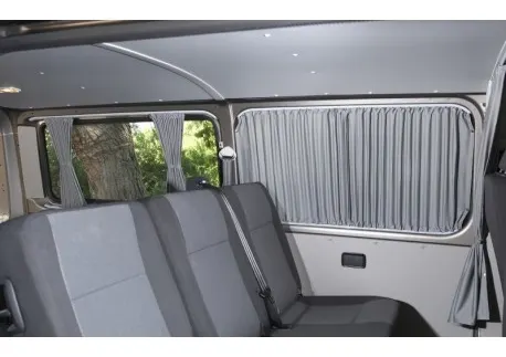 Cortinas de doble capa, VOOS: Ford Transit