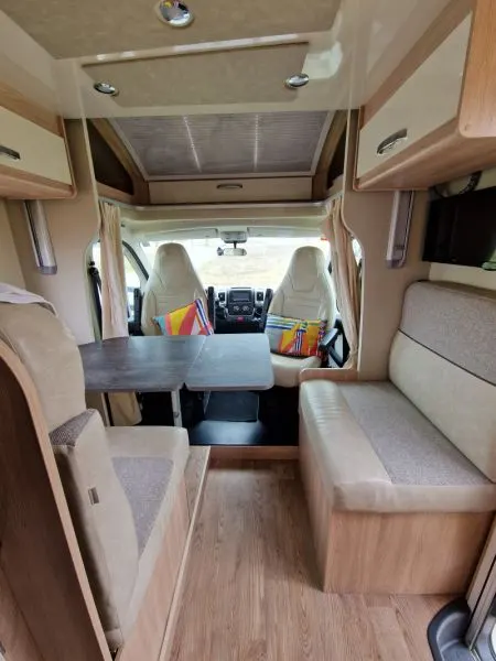 Autocaravana Perfilada P.L.A. Happy 395