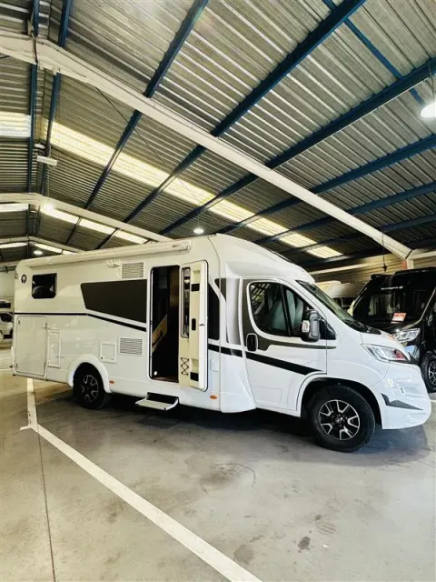 Autocaravana de alquiler Sunlight T68