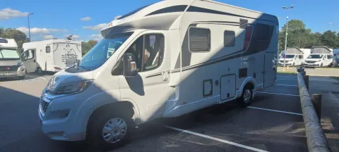 Autocaravana Perfilada- Burstner Lyseo TD690 Limited-ocasion