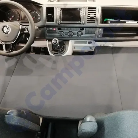 Cama delantera VW