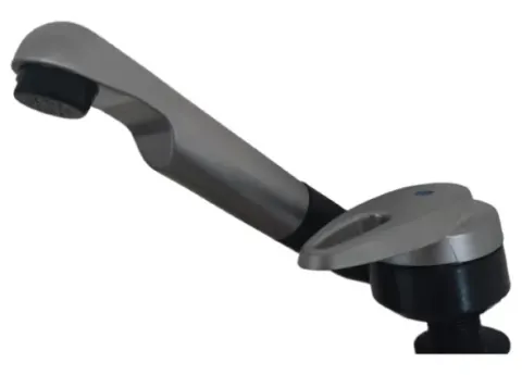Grifo abatible cromado mate Reich