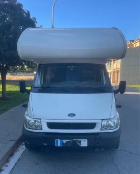 Autocaravana Capuchina Ford Transit