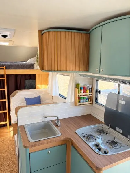 Autocaravana Capuchina Bürstner 2.8 DIESEL 127 CV 6 PLAZAS