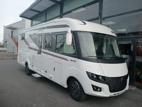 Autocaravana RAPIDO 8066DF-2025- CAMBIO AUTOMATICO 180CV – GEMELAS