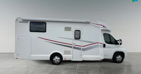 Autocaravana RIMOR SEAL 5 SEAL 66 PLUS Ocasión
