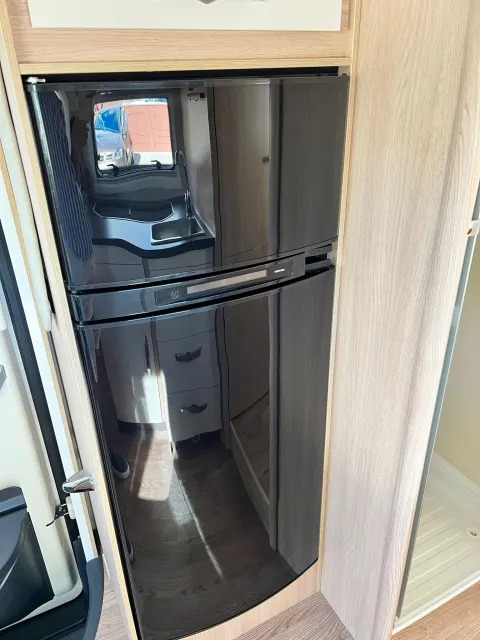 Autocaravana Giottiline Siena 397 Privilege 140CV