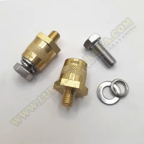 Adaptador para bornes de bateria M8