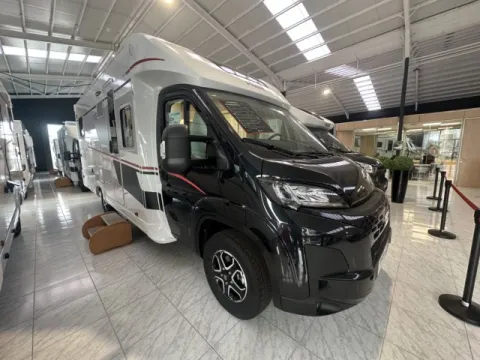 Autocaravana Pilote P740 FGJ Evidence