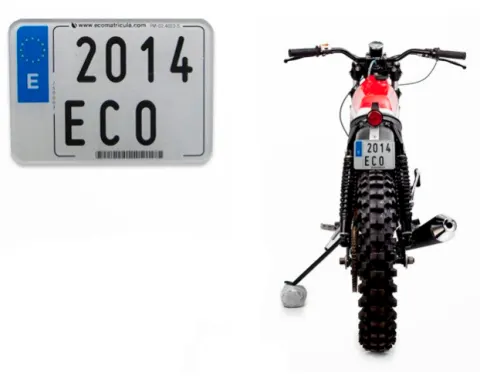 Placa matrícula acrílica. Moto Enduro