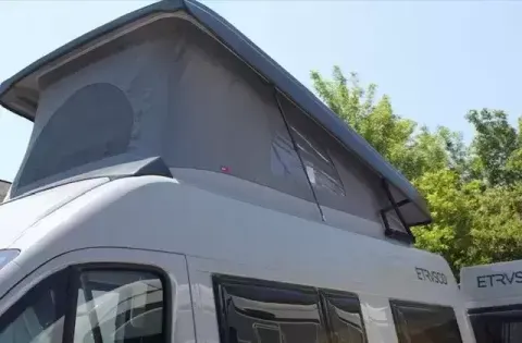 Aislante térmico y oscurecedor interior para Camper con cama de techo elevable Hymer, Laika y Etrusco. – Ref. TR10