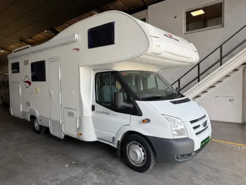 Autocaravana de ocasión Ford Transit Roller Team Auto Roller Garaje (2008)