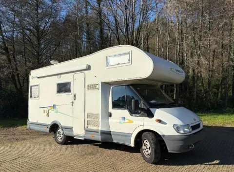 Autocaravana Capuchina Chausson Welcome 22