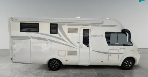 Autocaravana MCLOUIS NEVIS 873 Ocasión