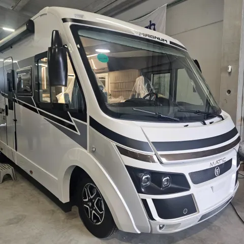 Autocaravana Elnagh – Magnum 582